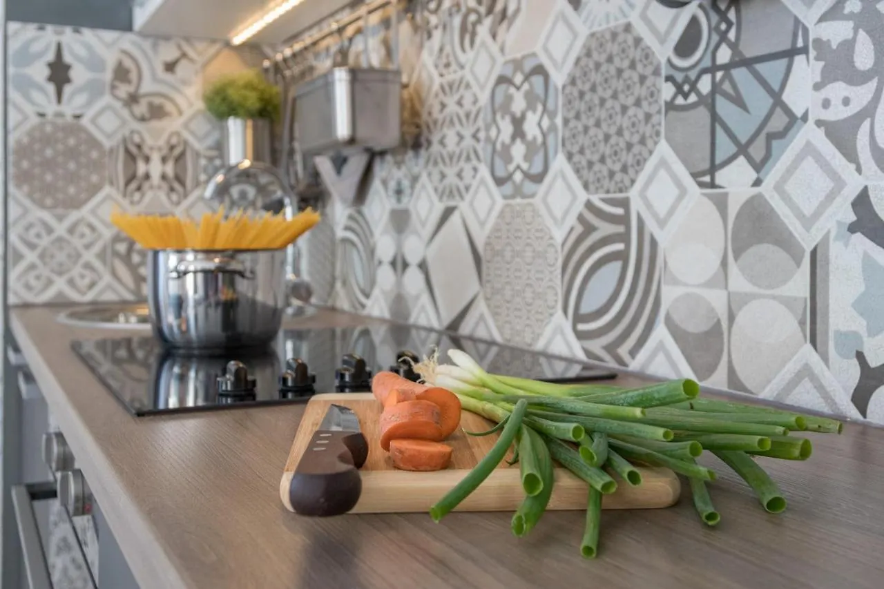 Luxury Apartments In The City Centre**** Пула Гостевой дом